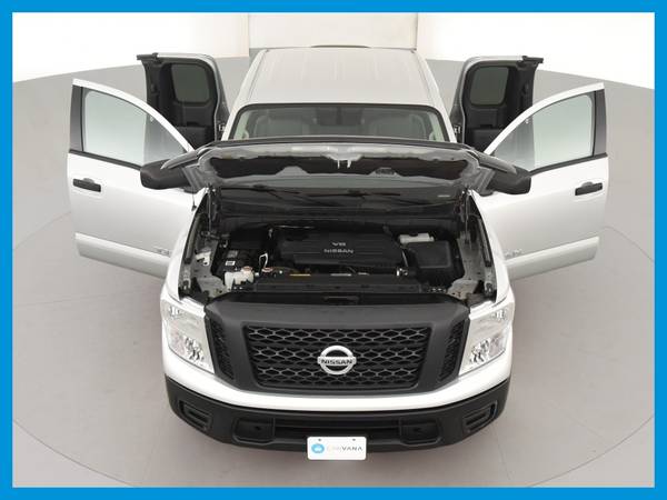 2017 Nissan Titan King Cab S Pickup 4D 6 1/2 ft pickup Silver for sale in Long Beach, CA – photo 22