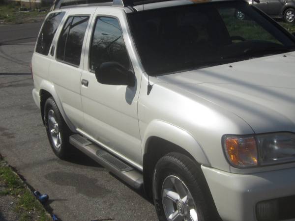 2004 Nissan Pathfinder (white) for sale in Atlanta, GA – photo 4