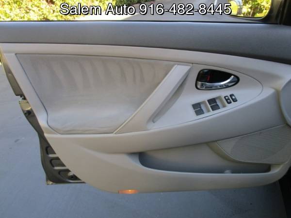 2011 Toyota Camry LE - NAVI - BLUETOOTH - AC WORKS - GAS SAVER - for sale in Sacramento , CA – photo 14