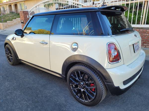 2009 Mini John Cooper Works JCW 211hp 6 Speed Manual White Gas Saver for sale in Los Angeles, CA – photo 6
