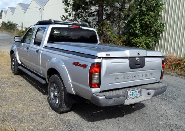2004 Nissan XE Frontier 4x4 Crew Cab for sale in Grants Pass, OR