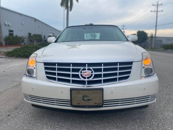 2008 Cadillac DTS 42K !!! - cars & trucks - by owner - vehicle... for sale in Cape Coral, FL – photo 2