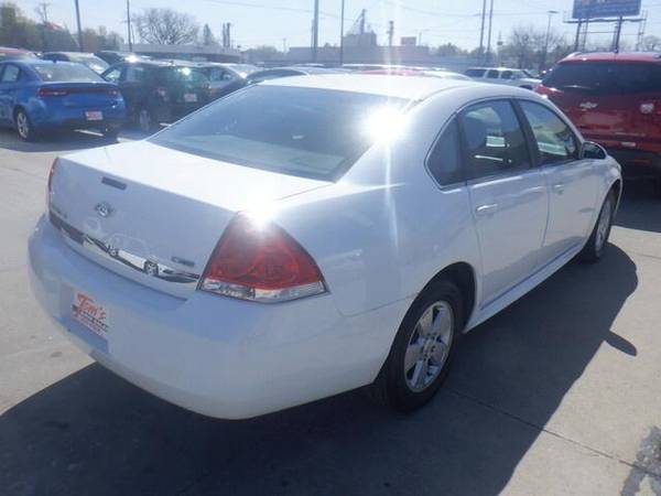 2010 Chevrolet Impala LT - - by dealer - vehicle for sale in Des Moines, IA – photo 3