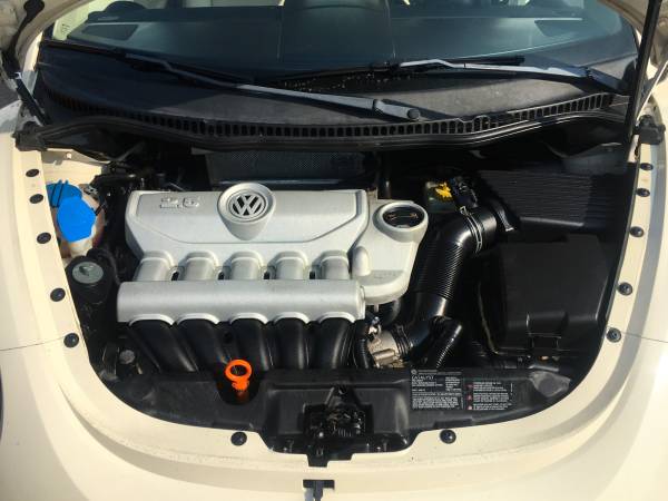 2008 Volkswagon Beetle SE Automatic 2.5 Liter 92,000 Miles - cars &... for sale in Watertown, NY – photo 10