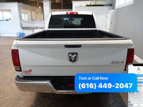 2011 RAM 1500 4WD Crew Cab 140.5 ST - We Finance! All Trades A for sale in Wyoming , MI – photo 6