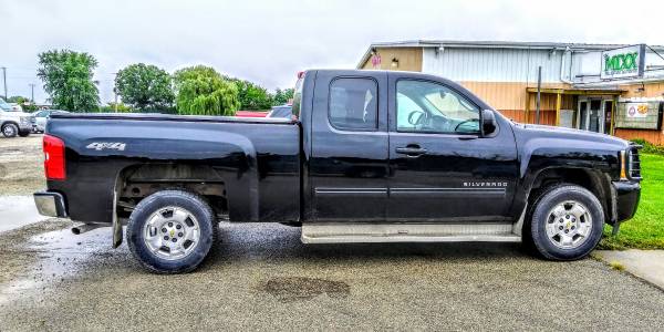 2010 Chevrolet Silverado 1500 - cars & trucks - by dealer - vehicle... for sale in Neenah, WI – photo 8