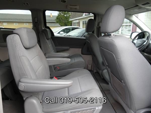 2010 Chrysler Town & Country Touring - cars & trucks - by dealer -... for sale in Waterloo, IA – photo 19