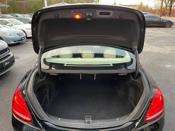 2015 Mercedes-Benz C300 4MATIC - nav, keyless, panoroof, we finance... for sale in Middleton, MA – photo 24