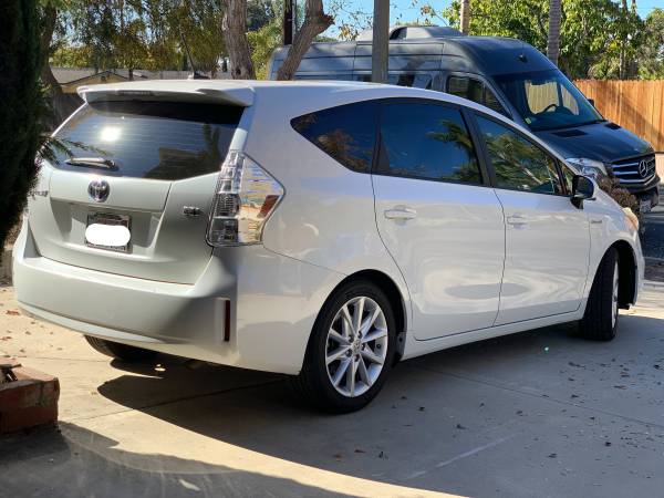 2013 Toyota Prius V - cars & trucks - by owner - vehicle automotive... for sale in Santa Barbara, CA – photo 5