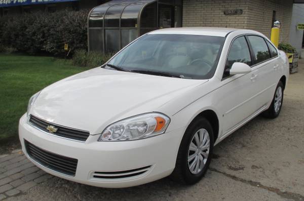 GREAT DEAL!*2008 CHEVY IMPALA"LS"*LIKE NEW*RUNS GREAT*GAS... for sale in Waterford, MI – photo 3