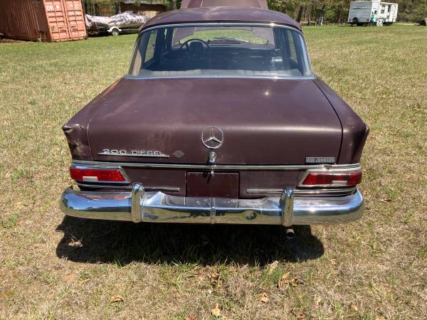 Mercedes Benz 200D for sale in Pittsburgh, PA – photo 5