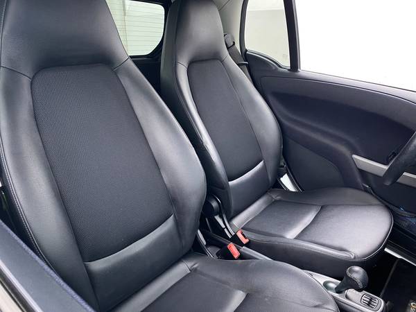 2015 smart fortwo Passion Hatchback Coupe 2D coupe White - FINANCE -... for sale in Farmington, MI – photo 18