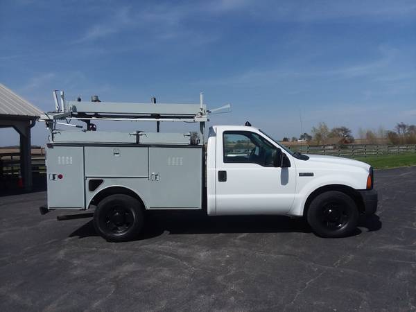 2006 Ford F350 XL Super Duty Automatic Towing SteelWeld Utility for sale in Gilberts, NY – photo 2