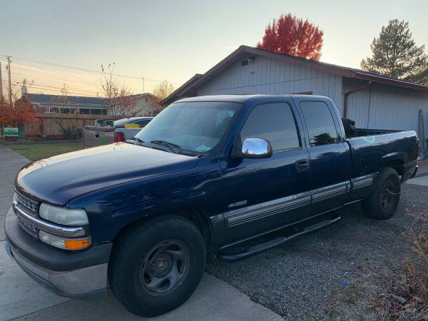 2000 Chevy Silverado 1500 - cars & trucks - by owner - vehicle... for sale in Medford, OR – photo 2