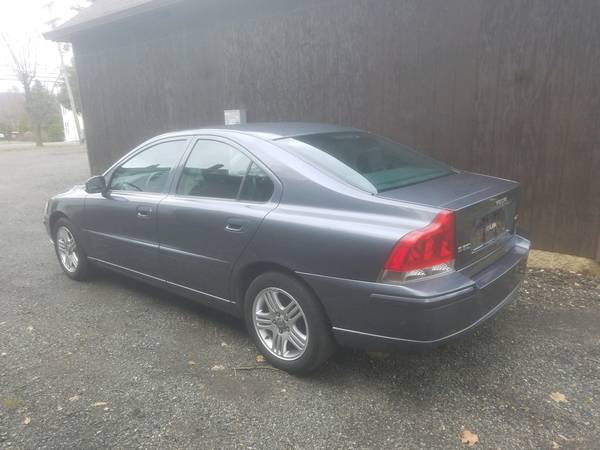 2007 VOLVO S60 2.5T - cars & trucks - by owner - vehicle automotive... for sale in great meadows, NJ – photo 2