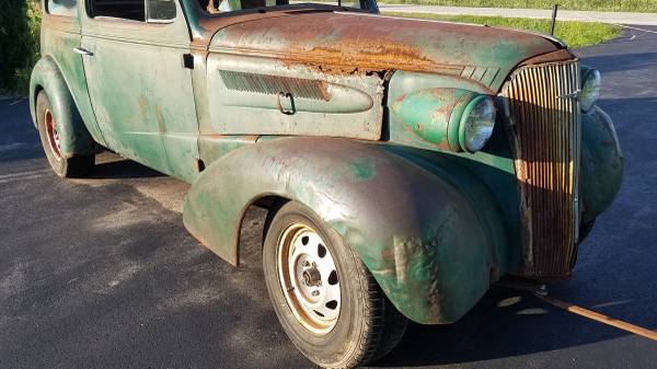 1937 Chevy Deluxe roller (complete) for sale in De Pere, WI – photo 9