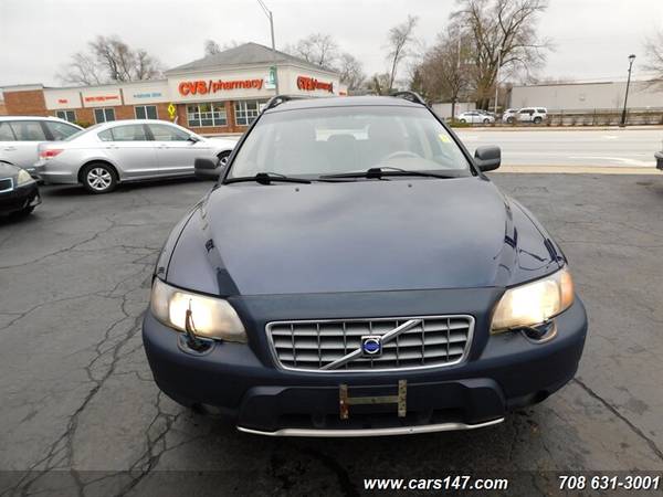 2001 Volvo V70 XC - cars & trucks - by dealer - vehicle automotive... for sale in Midlothian, IL – photo 8