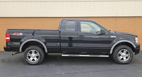2005 FORD F150 FWD EXTENDED CAB PICK UP TRUCK for sale in mentor, OH