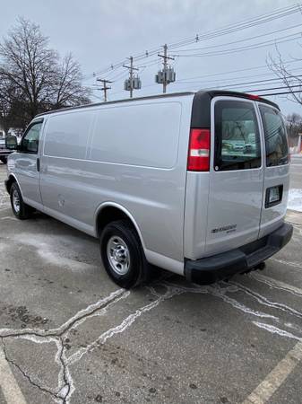 2015 Chevrolet Express Cargo 2500 series 103, 500 miles 1 Owner for sale in Keene, NH – photo 7