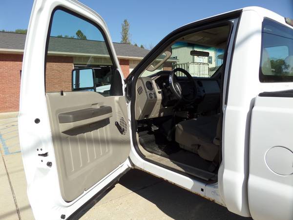 2009 Ford F250 Super Duty Regular Cab XL Pickup 2D 8ft! for sale in DeSoto, MN – photo 15