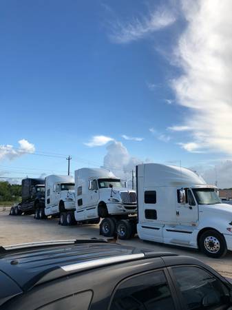 2012 International Prostar Eagle semi trucks sleeper cabs camiones for sale in Lubbock, TX – photo 12