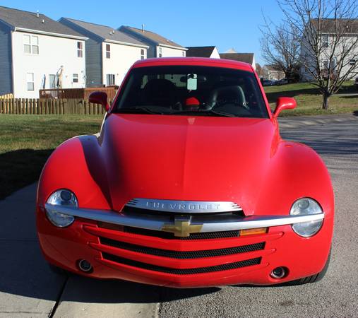 Truck - 2003 Chevrolet SSR - cars & trucks - by owner - vehicle... for sale in Indianapolis, IN – photo 3