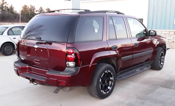 2005 Chevy Trailblazer - cars & trucks - by dealer - vehicle... for sale in Plover, WI – photo 9