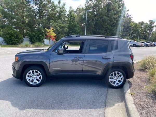 2018 Jeep Renegade Latitude suv Gray - cars & trucks - by dealer -... for sale in Goldsboro, NC – photo 5