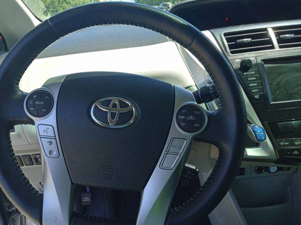 2013 TOYOTA PRIUS V 5 - - by dealer - vehicle for sale in Tallahassee, FL – photo 4