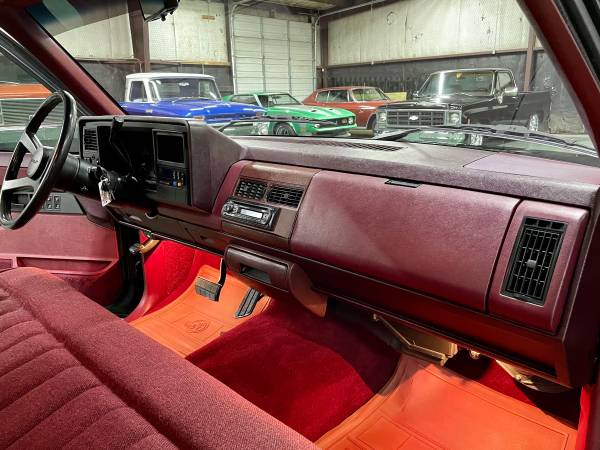 1988 Chevrolet Silverado SWB 305tbi/Auto/AC/Lowered/283210 for sale in Sherman, TN – photo 17