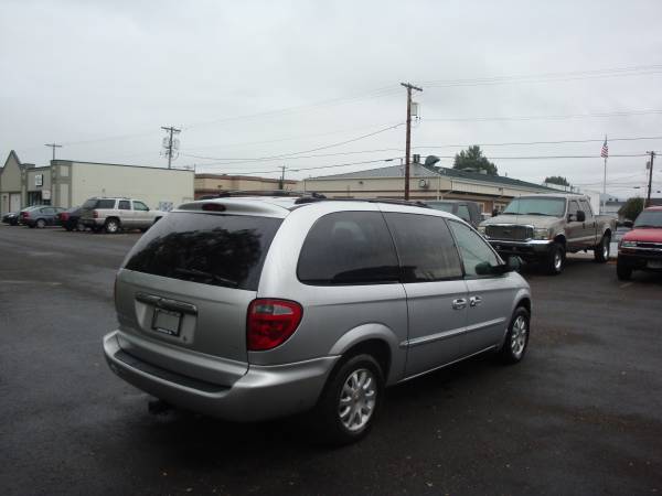 2002 CHRYSLER TOWN AND COUNTRY MINI VAN V6 AUTO ALLOYS 3-SEATS for sale in LONGVIEW WA 98632, OR – photo 6