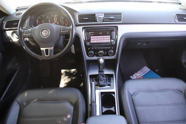 2012 Volkswagen Passat TDI SE w/Sunroof, we have many Diesels for sale in Clovis, CA – photo 12