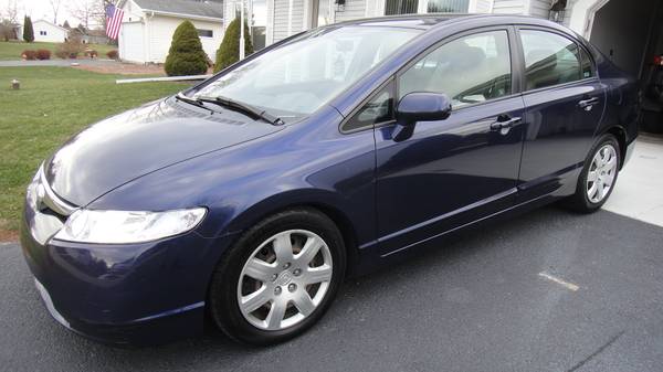 2007 honda civic lx - cars & trucks - by owner - vehicle automotive... for sale in Lake Geneva, WI – photo 4
