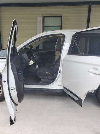2016 Mitsubishi Outlander SE Great Condition - - by for sale in Lake Worth, FL – photo 17