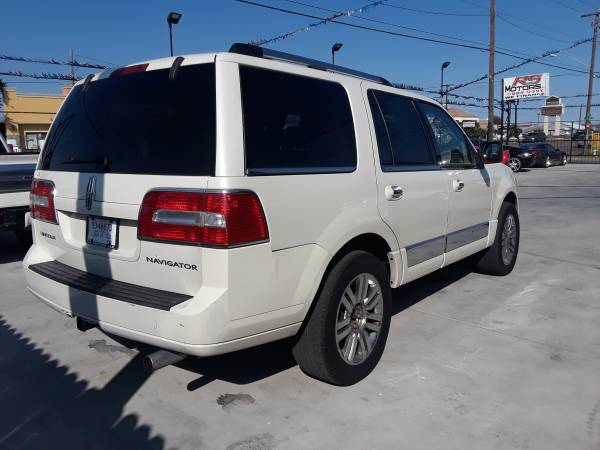 2008 Lincoln Navigator - cars & trucks - by dealer - vehicle... for sale in McAllen, TX – photo 9