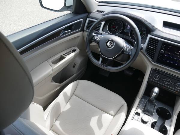 2018 Volkswagen VW Atlas 3.6L V6 SE w/Technology - cars & trucks -... for sale in Burnsville, MN – photo 17