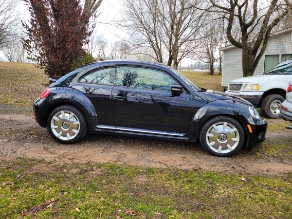 2013 Volkswagen New Beetle Fender Edition 2 0T Sunroof Heated Seats for sale in Moravian Falls, NC – photo 2
