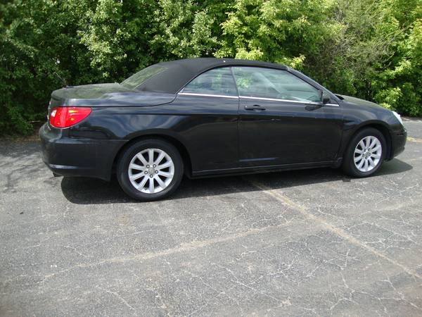 2011 Chrysler Sebring LX Convertible (Low Miles/Excellent Condition) for sale in Northbrook, IL – photo 13