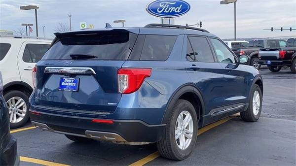 2020 Ford Explorer XLT suv Blue - - by dealer for sale in Iowa City, IA – photo 3