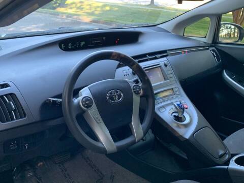 2015 Toyota Prius Five 104K Nice!!! - cars & trucks - by dealer -... for sale in Virginia Beach, VA – photo 13