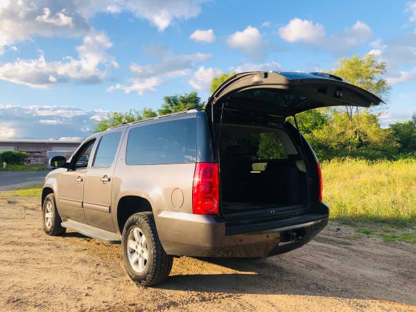 2010 Yukon XL K1500 SLT, 165k miles, 1 owner, No Issues, Nice... for sale in Wyoming , MI – photo 3