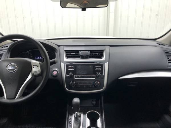 2018 Nissan Altima 2.5 S Fuel Efficient 4D Sedan w/Remote Start *SALE* for sale in Ripley, TN – photo 16