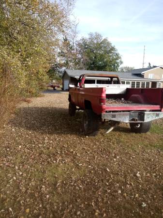 1984 Chevy truck K20 Square back - cars & trucks - by owner -... for sale in Gillespie, MO – photo 2