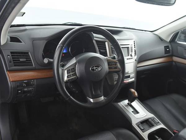 2014 Subaru Outback 2.5i Limited Wagon 4D wagon Gray - FINANCE ONLINE for sale in Memphis, TN – photo 2