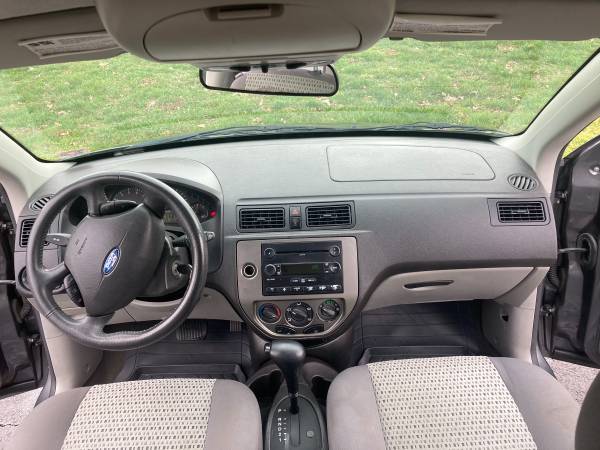 2007 Ford Focus SES 4D Sedan! Runs Amoooth! - cars & trucks - by... for sale in MANASSAS, District Of Columbia – photo 12