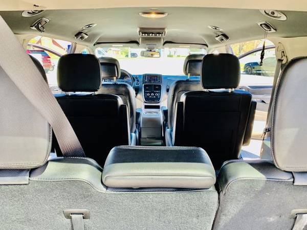 2019 Dodge Grand Caravan Passenger - - by dealer for sale in Clarksville, TN – photo 11