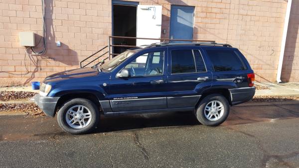 2004 Jeep Grand Cherokee, 4.0 litre, 4x4, No Rust - cars & trucks -... for sale in Dumfries, District Of Columbia – photo 2
