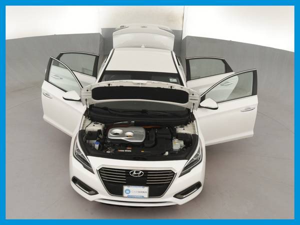 2017 Hyundai Sonata Plugin Hybrid Limited Sedan 4D sedan White for sale in Pittsburgh, PA – photo 22