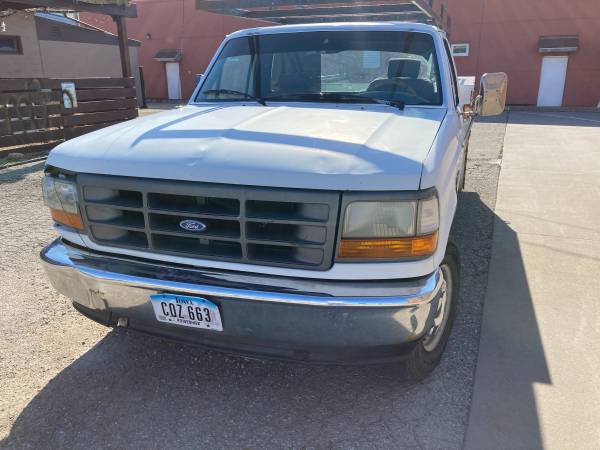 94 F-250, 4 9 L, 5 spd std for sale in Grinnell, IA – photo 2