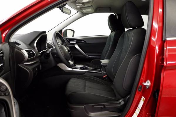 HEATED SEATS! CAMERA! 2018 Mitsubishi ECLIPSE CROSS SUV AWD 4WD for sale in Clinton, AR – photo 4